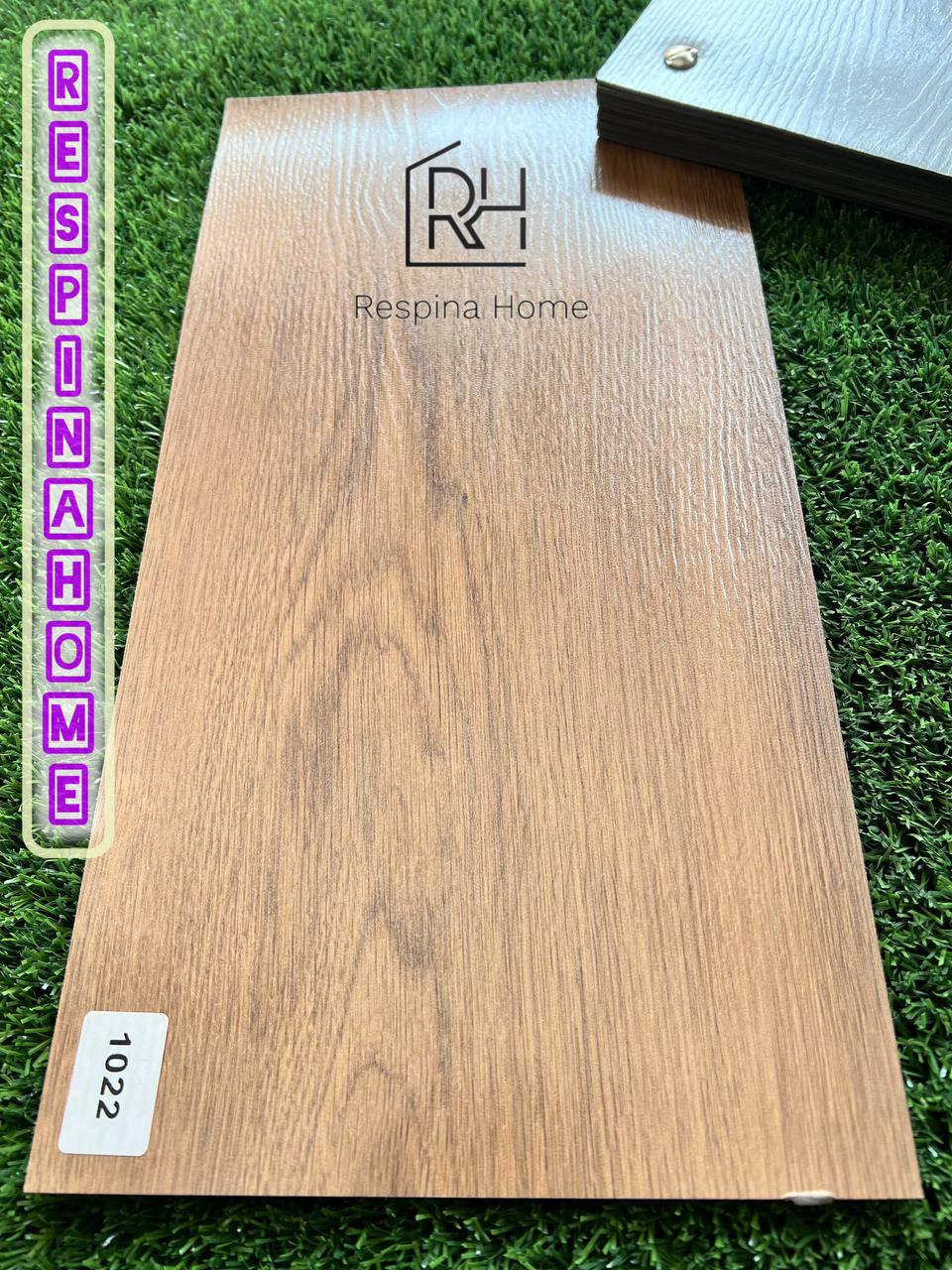 کفپوش pvc مزایا:ضد آب ،نصب سریع آسان ،انعطاف پذیر ،عمر بالا ضخامت :۲ میلیمتر متراژ هر بسته:۴٫۳۲ قیمت بسته ای:۱٫۶۸۴٫۰۰۰ تومان عرض ۲۰ سانت طول ۱۲۰ سانتی متر تمامی کدها موجود میباشد